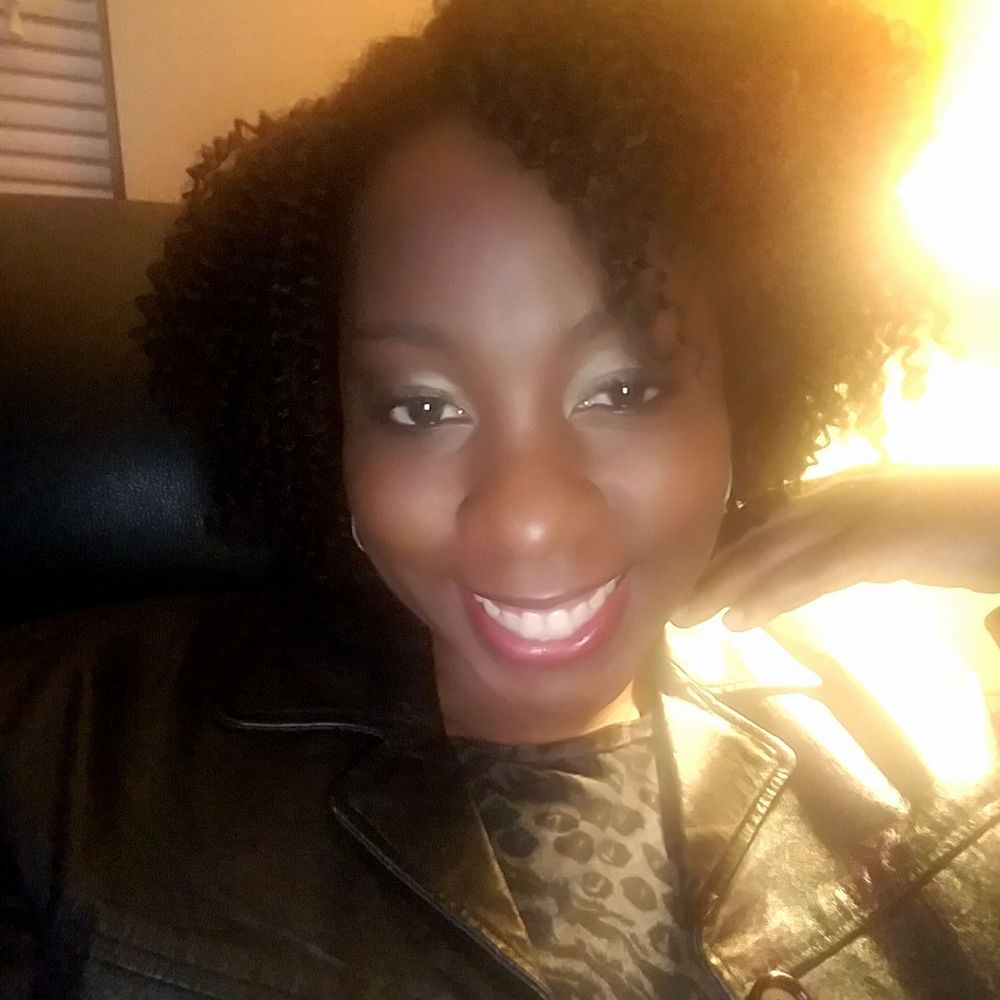 Meet your Posher, Adell